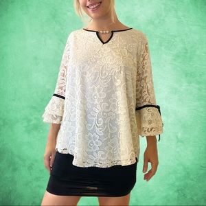 Beaded Detail Oynx Nites White Lace Scoop Neck Blouse in XXL Tiered Midi Sleeves